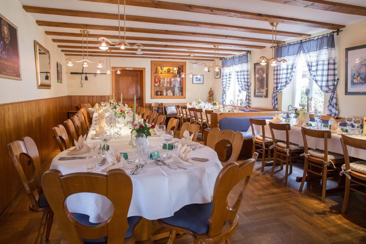 Landgasthof & Brauerei Loewen Sasbach Sasbach  Eksteriør billede